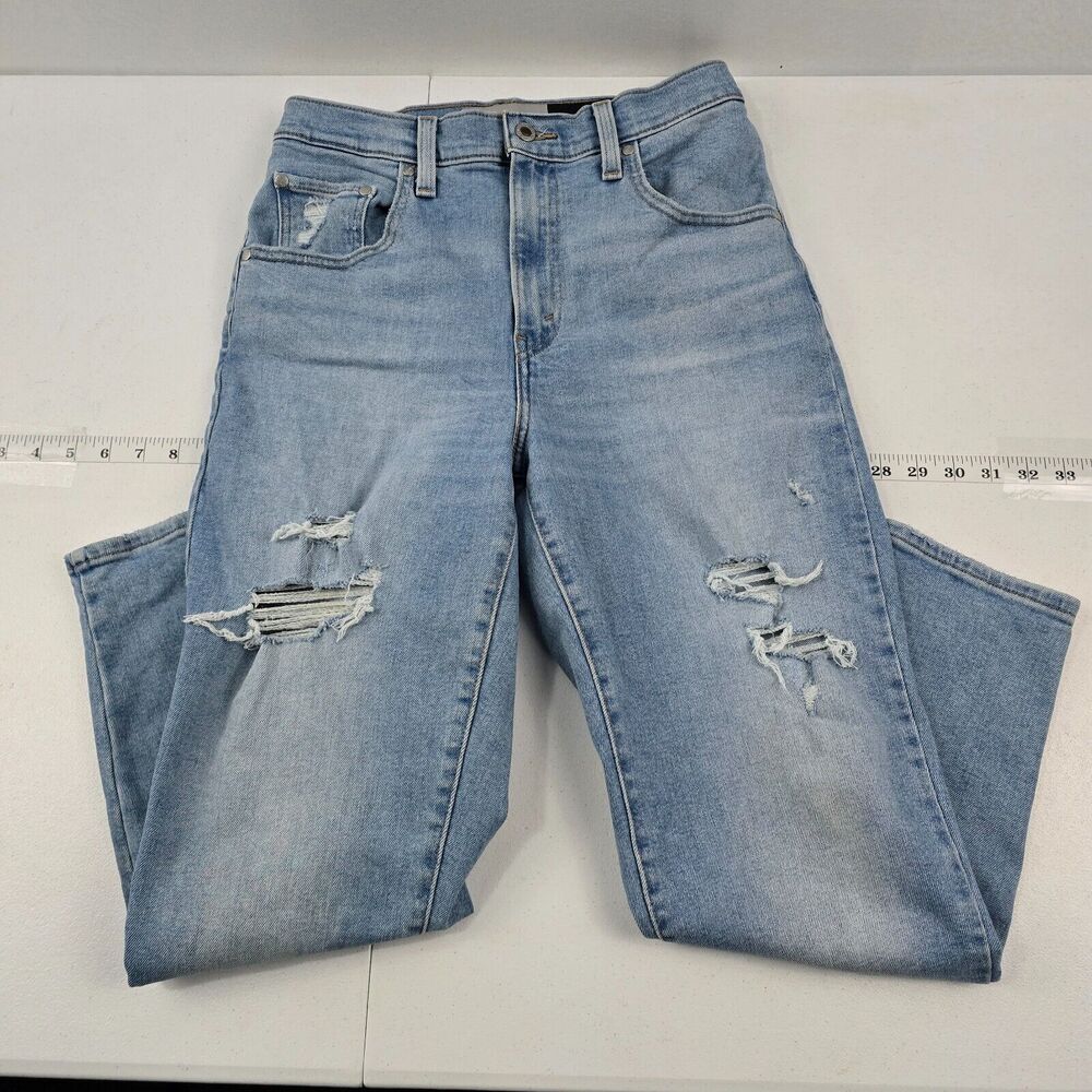 Levi's SilverTab Mom Jean Light Wash High‎ Rise Relaxed Fit 28 4444